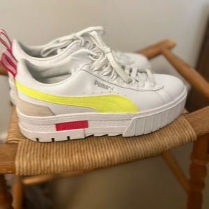 PUMA Mayze platform sneaker, size 9